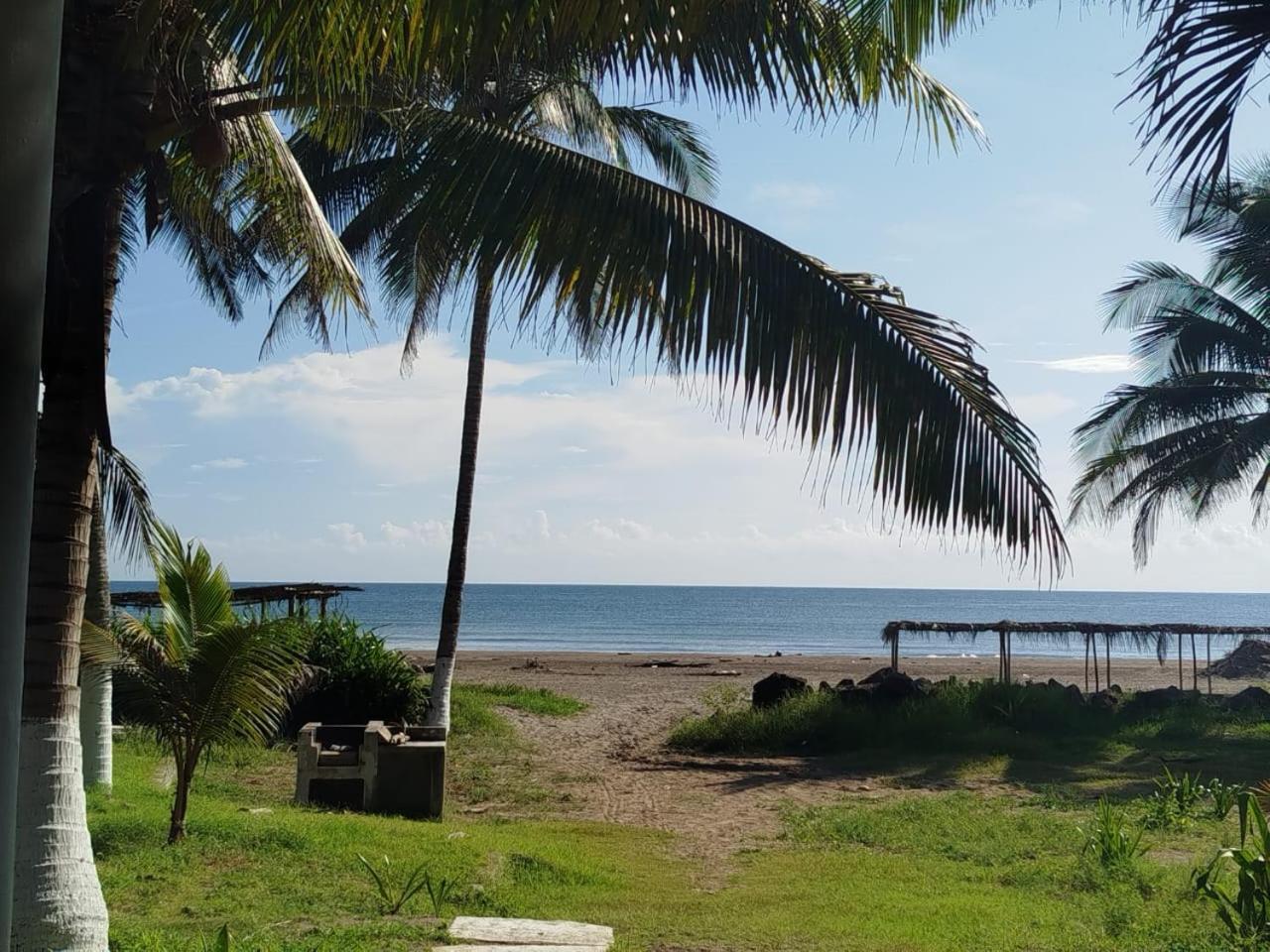 Playa Encantada 卡西塔斯 外观 照片