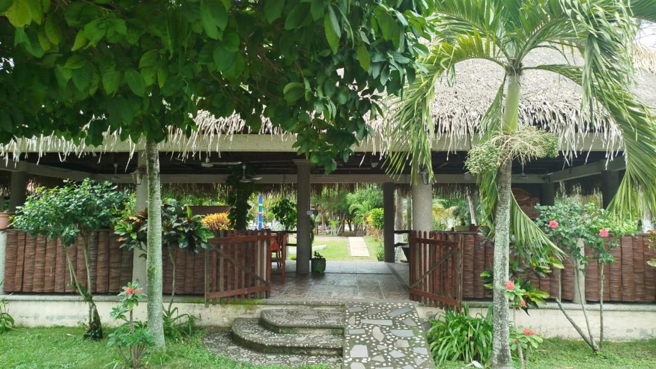 Playa Encantada 卡西塔斯 外观 照片